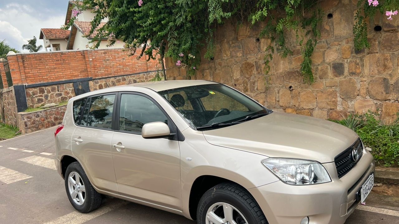 RAVA4 2007